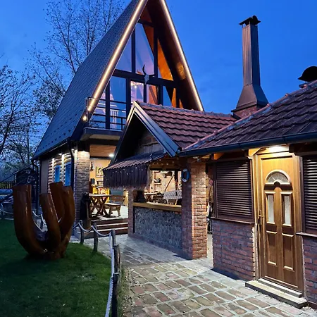 Beaver - Dabrova Koliba ビイェリナ